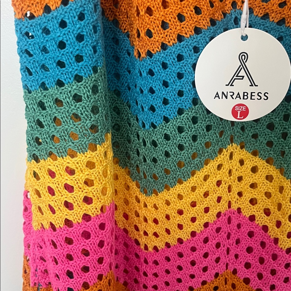 Sleeveless Beach Crochet Cover Up - Picture 5 of 5